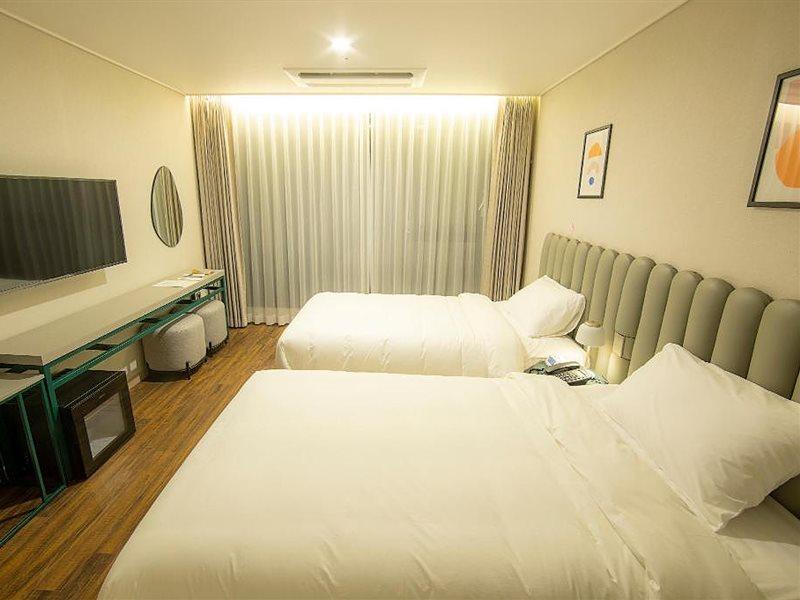 Hotel Seogwipean مدينة سيوجويبو المظهر الخارجي الصورة
