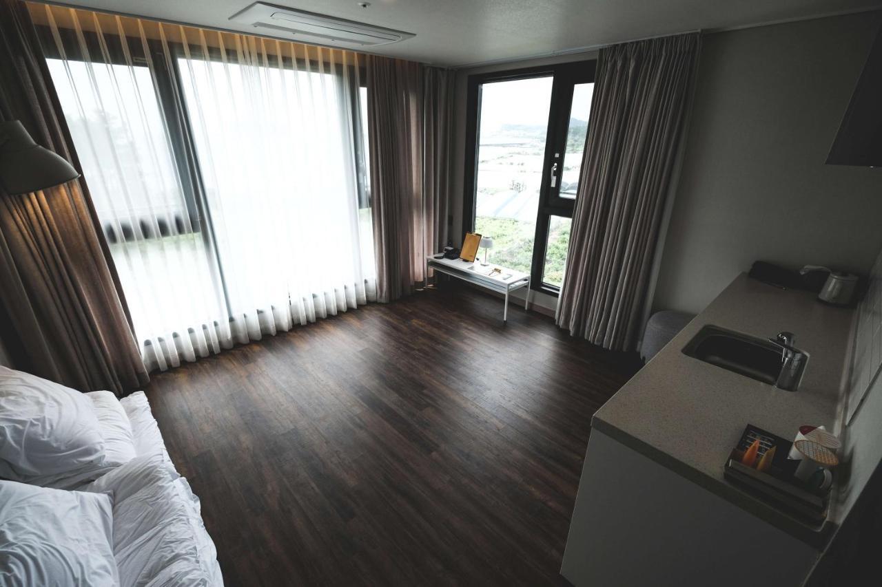 Hotel Seogwipean مدينة سيوجويبو المظهر الخارجي الصورة